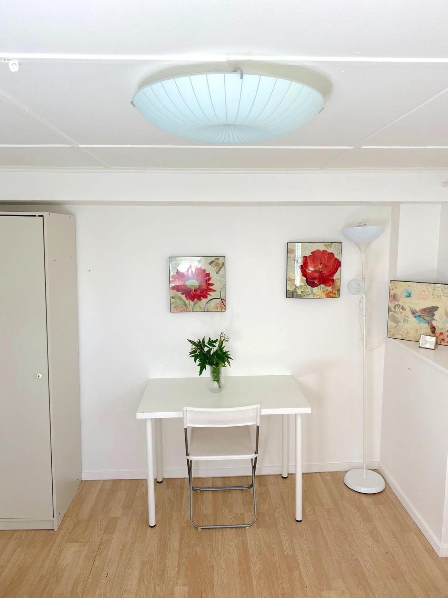 Tallkrogen Romantic House - Upper Or Lower Apartment Stockholm Exterior foto